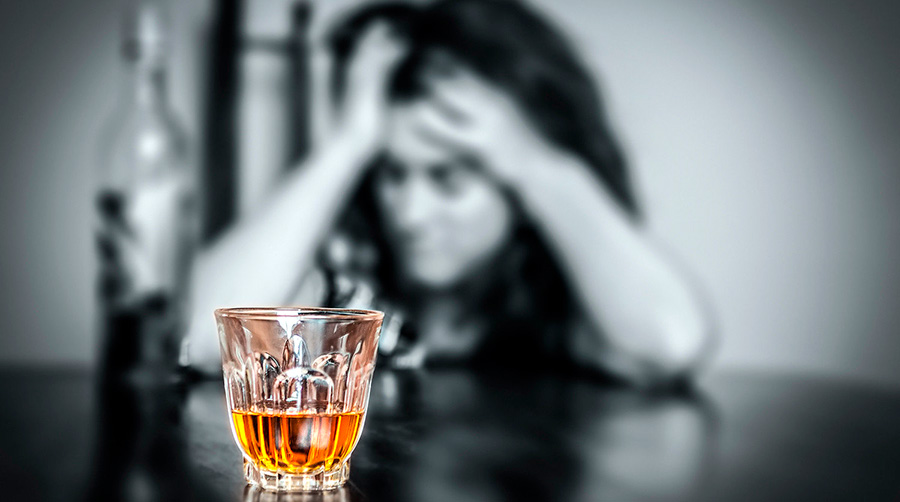 На фото Методы борьбы с алкогольным абстинентным синдромом